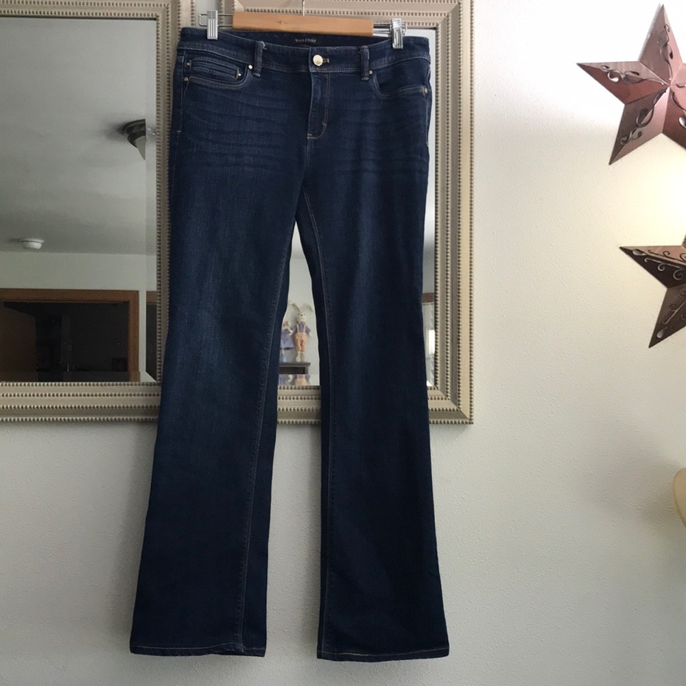White House Black Market Jeans blue, boot leg, size 6r